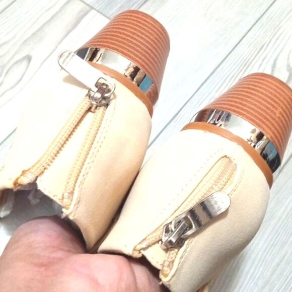 (36-3613)   ZBY Womens Pointed Toe Cut  Ankle Boots Sz 7 - Picture 6 of 13